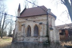 pohled zezadu zprava