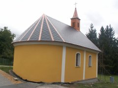 pohled zezadu zleva