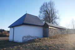 pohled zezadu zleva