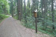 zastavení křížové cesty zepředu zprava