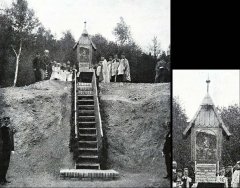 historické foto kapličky (asi její posvěcení)