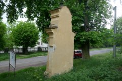 pohled zezadu zprava