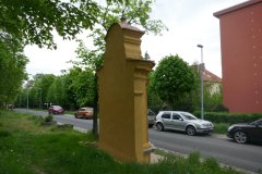 pohled zezadu zleva