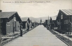 dobová pohlednice lazaretu s kaplí v pozadí