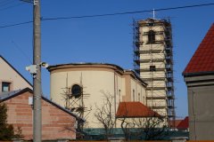 pohled zezadu zleva