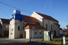 pohled zezadu zleva