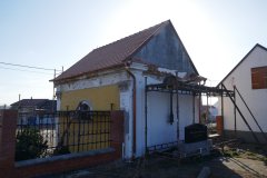 pohled zezadu zprava