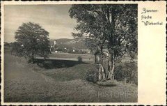 historické foto kapličky (v popředí)