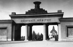vstup na hřbitov
