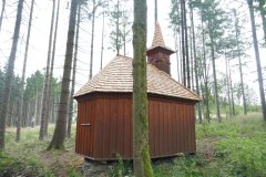pohled zezadu zleva