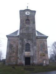 průčelí kostela