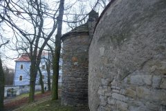 pohled zleva