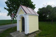 pohled zepředu zprava