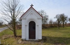 kaple před nehodou - pohled zepředu