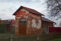 pohled zepředu zprava