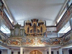 interiér kostela