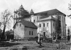 obnova kostela po válce - kostel s provizorním zastřešením