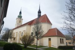 pohled zezadu zprava
