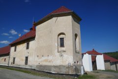 pohled zezadu zprava