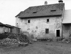 starší foto kaple a Oborského dvora