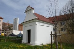 pohled zepředu zprava