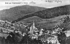 dobová pohlednice vsi s kostelem