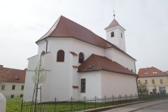 pohled zezadu zleva