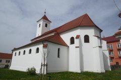 pohled zezadu zprava