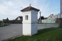 pohled zezadu zprava