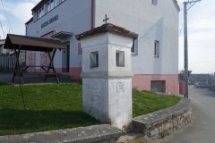 pohled zepředu zleva