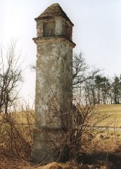 kaplička před opravou
