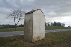 pohled zezadu zprava