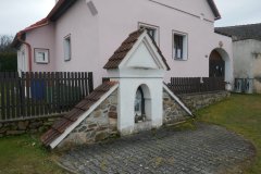 pohled zepředu zleva