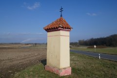pohled zezadu zleva