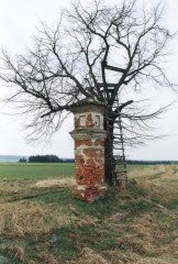 kaplička před opravou