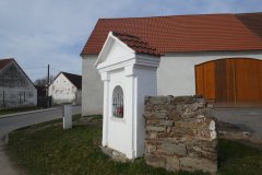 pohled zepředu zprava