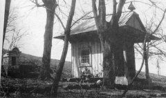historické foto původní kaple a kapličky