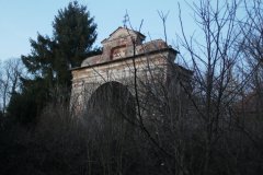 pohled zepředu zprava