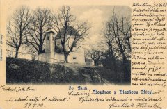 zvonička na dobové pohlednici