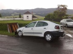 původní kaplička zničená autohavárií