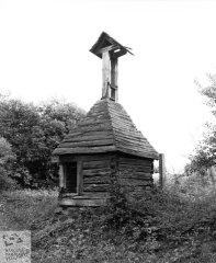 starší foto zvoničky