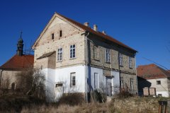 pohled zezadu zprava