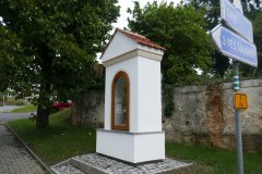 pohled zepředu zprava
