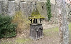 původní zvonička před zbořením