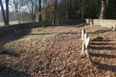 náhrobky na hřbitově