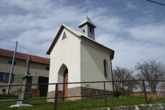 pohled zepředu zprava