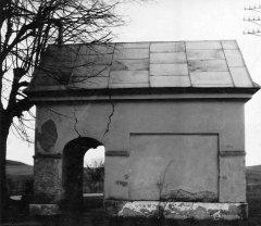 kaple s původním zastřešením