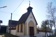 pohled zepředu zleva