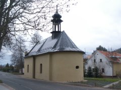 pohled zezadu zprava