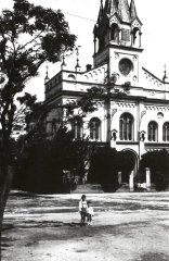 starší foto synagogy